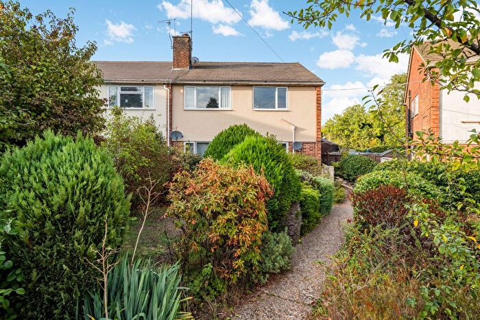 2 Bedroom Maisonette For Sale In Oxted Road, Godstone, RH9
