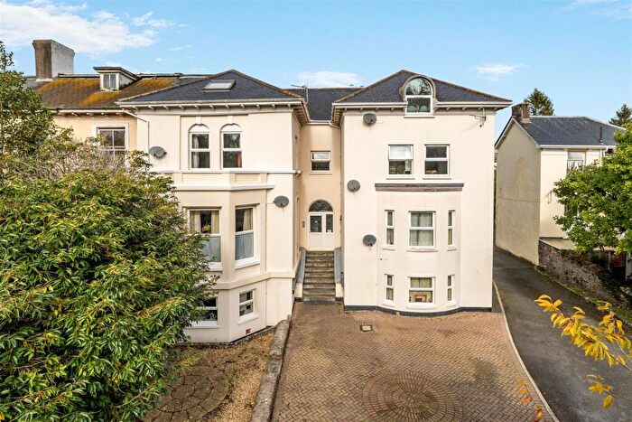15 Bedroom Detached House For Sale In Victoria Road, Barnstaple, EX32