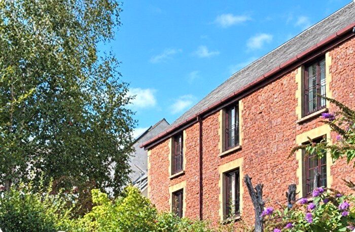 2 Bedroom Flat For Sale In The Malthouse, Hauling Way, Wiveliscombe, Somerset, TA4