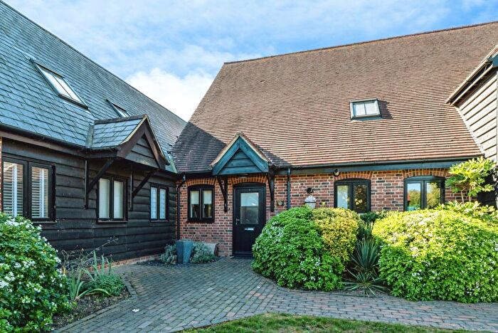 1 Bedroom Flat For Sale In Minchens Lane, Bramley, Tadley, Hampshire, RG26