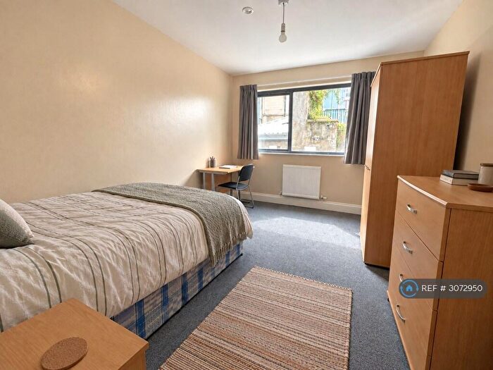 3 Bedroom Flat To Rent In Marsh Street, Bristol, BS1