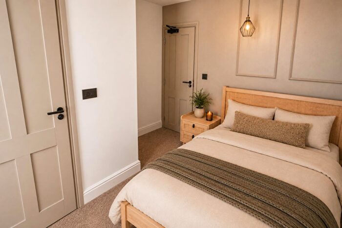 Detached House To Rent In Edward Street, Derby, DE1