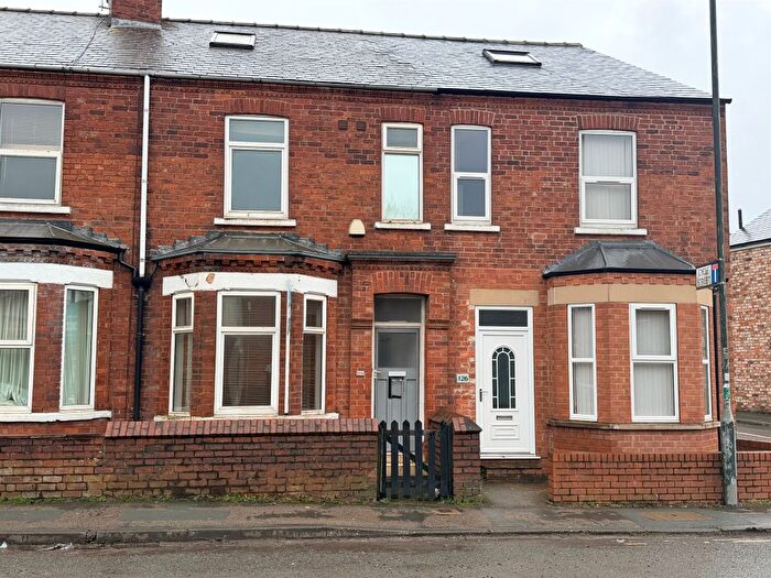 4 Bedroom Terraced House For Sale In Hull Road, York, YO10