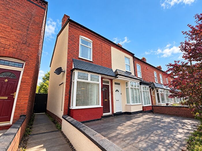 2 Bedroom Property To Rent In Lightwoods Road, Smethwick, B67