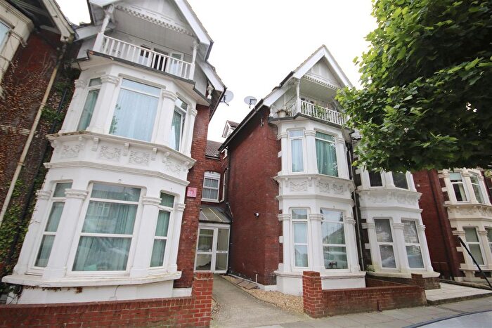 1 Bedroom Flat To Rent In London Road, Portsmouth, PO2