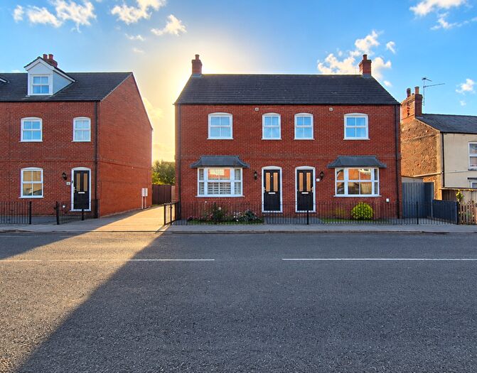 3 Bedroom Semi-Detached House To Rent In London Road, Long Sutton, PE12