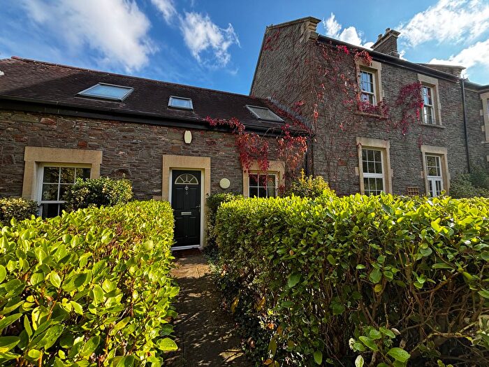 2 Bedroom Flat To Rent In Whiteshill House, Bristol, Gloucestershire, BS16