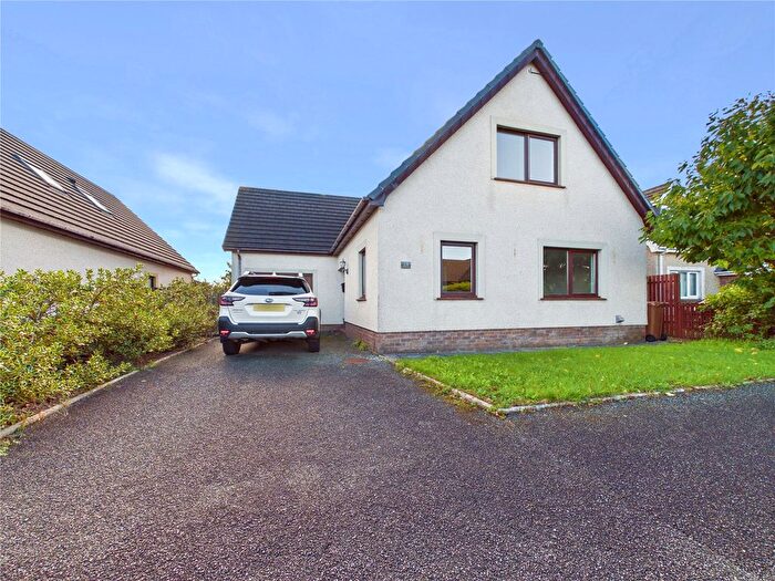 3 Bedroom Detached House For Sale In Cenarth Close, Pembroke Dock, Pembrokeshire, SA72