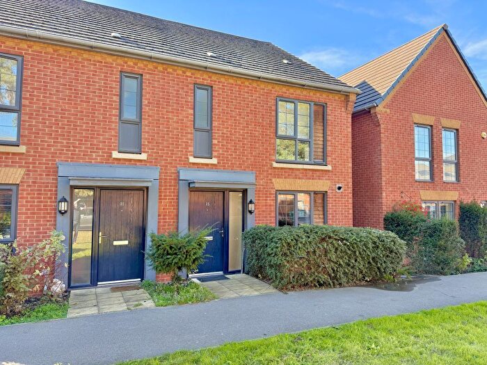 3 Bedroom Semi-Detached House For Sale In Sidney Martin Road, Bordon, Hampshire, GU35