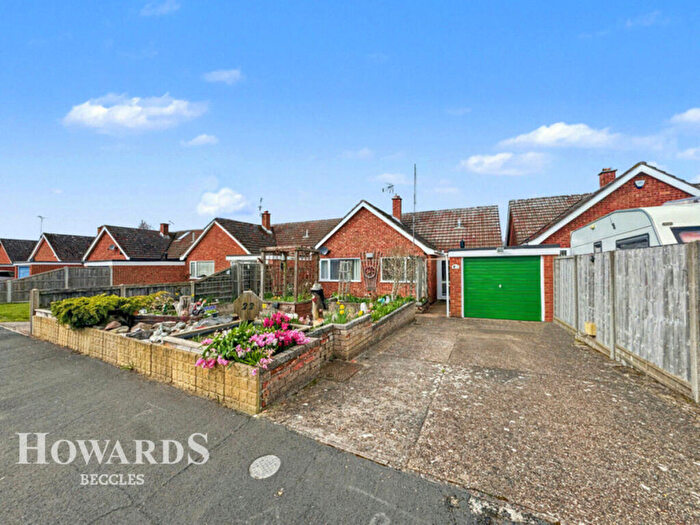 2 Bedroom Detached Bungalow For Sale In Rider Haggard Way, Ditchingham, Bungay, NR35