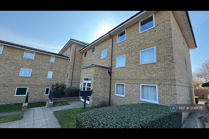 2 Bedroom Flat To Rent In Kingfisher Heights, Grays, RM17