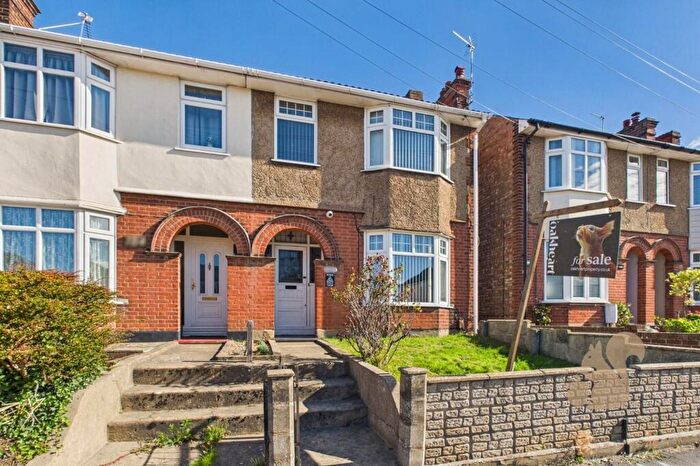 4 Bedroom Semi-Detached House For Sale In Old Heath Road, Colchester, CO2