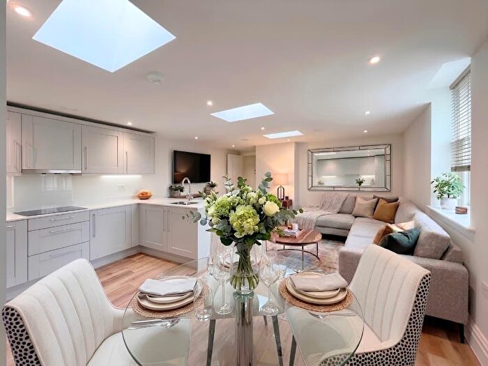 1 Bedroom Apartment For Sale In Off Fountain Way, Wilton Road, Salisbury, SP2