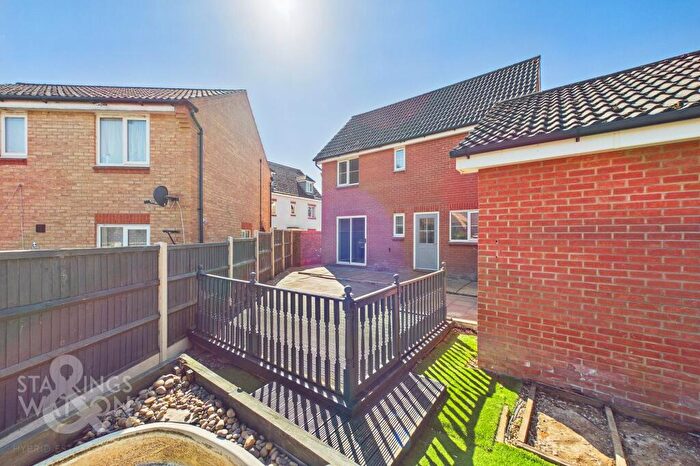 3 Bedroom Detached House For Sale In Caddow Road, Three Score, Norwich, NR5