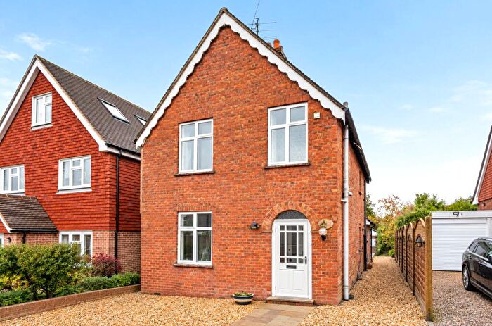 3 Bedroom Detached House For Sale In Pitfold Avenue, Haslemere, Surrey, GU27