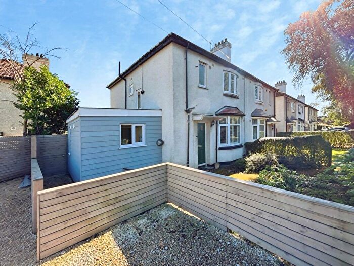 3 Bedroom Semi-Detached House To Rent In Parrs Wood Road, Withington, Manchester, M20
