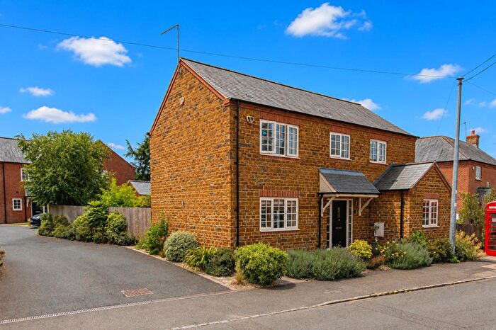 4 Bedroom Detached House To Rent In Main Street, Little Harrowden, NN9