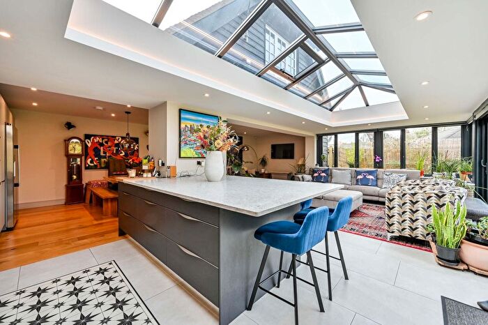 3 Bedroom Detached House For Sale In Foxgloves, Ockham, GU23