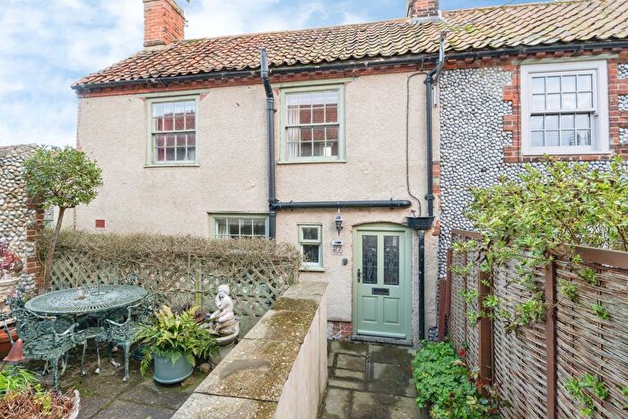 2 Bedroom End Of Terrace House For Sale In High Street, Blakeney, Holt, NR25