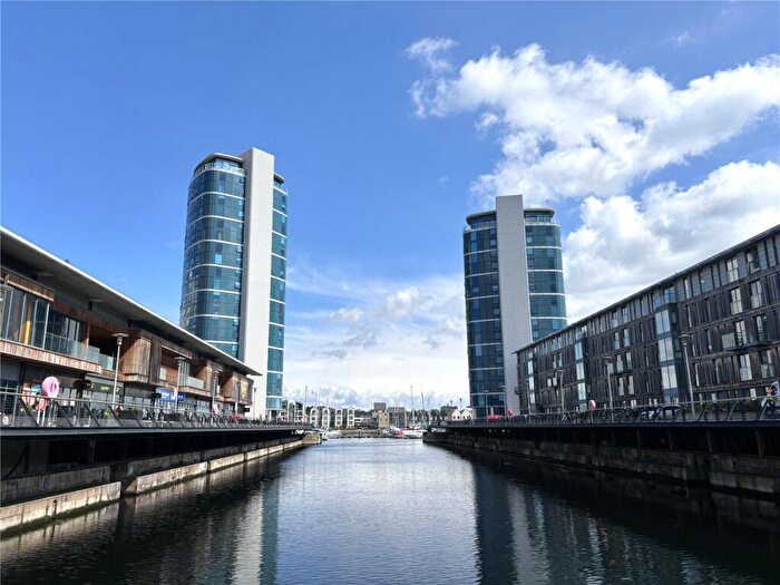 2 Bedroom Flat For Sale In Chatham Quays, Dock Head Road, Chatham, Kent, ME4