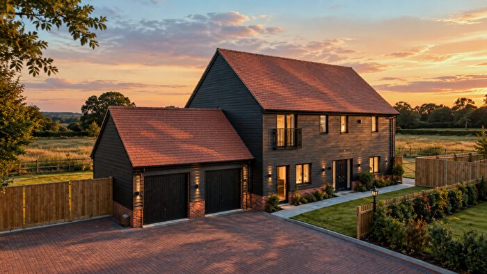 4 Bedroom Detached House For Sale In The Pinnacle Of Luxury Living In Hertfordshire, HP3