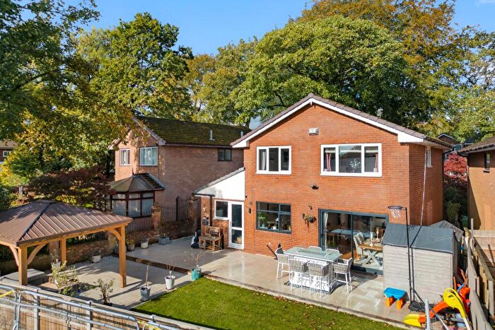 4 Bedroom Detached House For Sale In Hartwell Close, Bolton, BL2