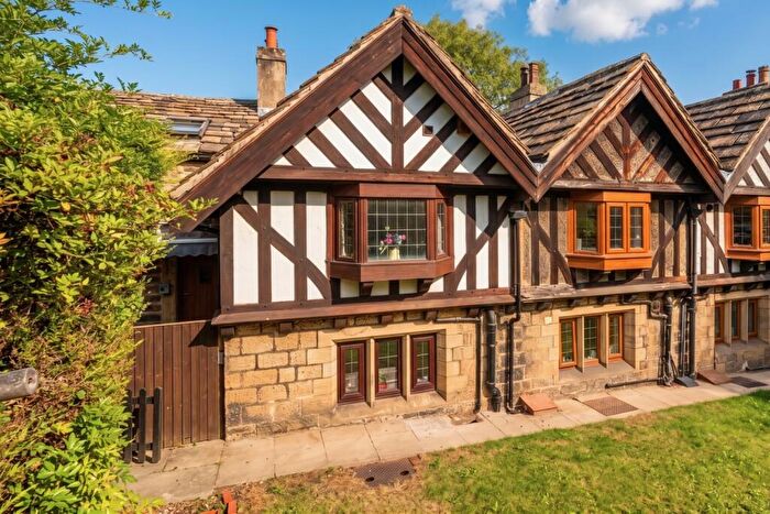 2 Bedroom Terraced House For Sale In Stanhope Cottages, Pool In Wharfedale, Otley, LS21