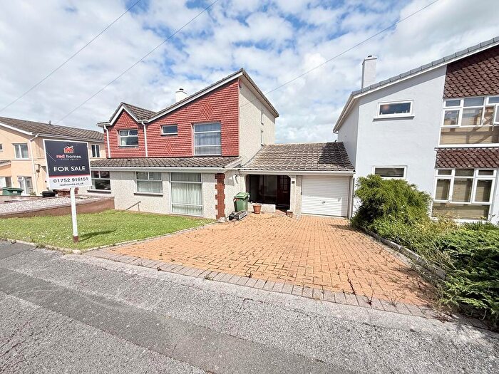 3 Bedroom Semi-Detached House For Sale In Spacious Three Bedroom Semi Detached Home With Balcony, Views, Garage & Gardens, PL6
