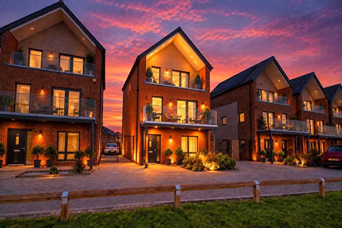 4 Bedroom Detached House For Sale In Jelley Way, Westfield, Woking, Surrey, GU22