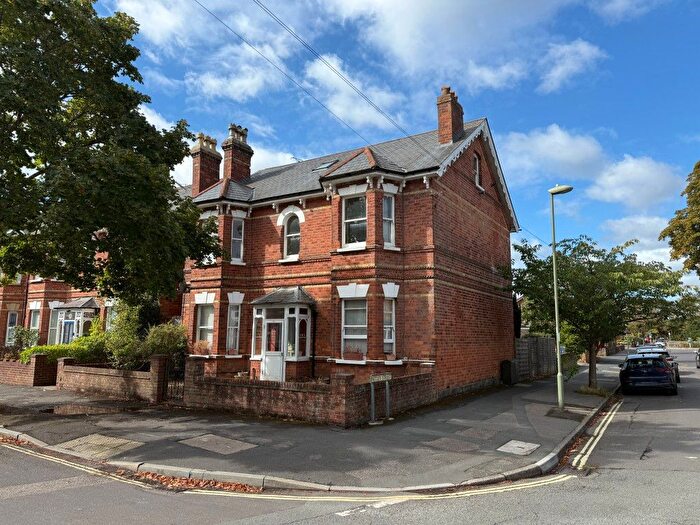 1 Bedroom Flat For Sale In Flat, Osborne Road, Farnborough, Hampshire, GU14