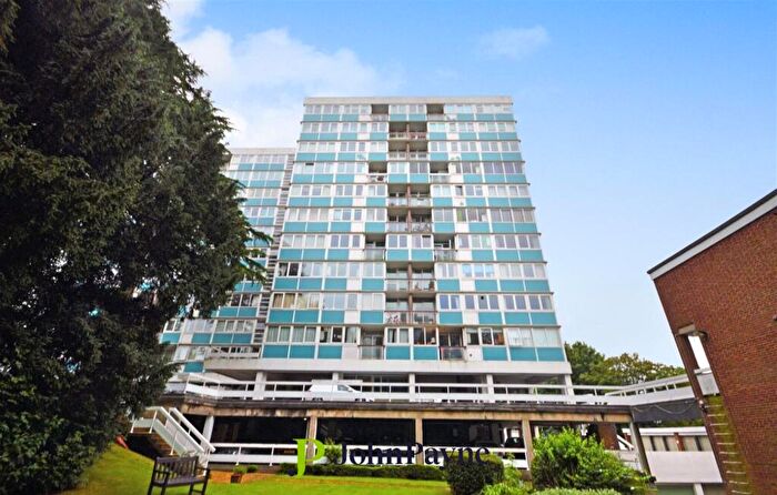 2 Bedroom Apartment For Sale In Kenilworth Court, Styvechale, Coventry, CV3