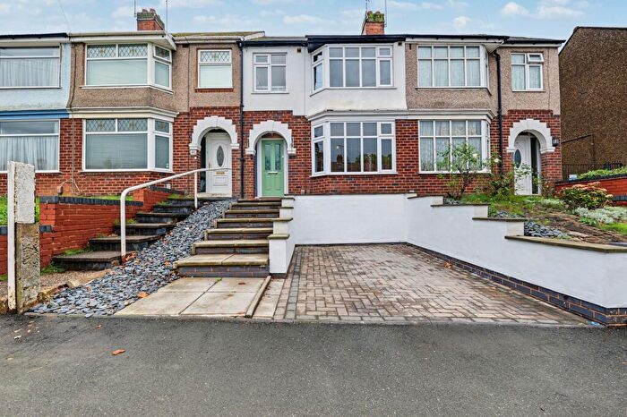 3 Bedroom Terraced House For Sale In Wyken Croft, Coventry, CV2