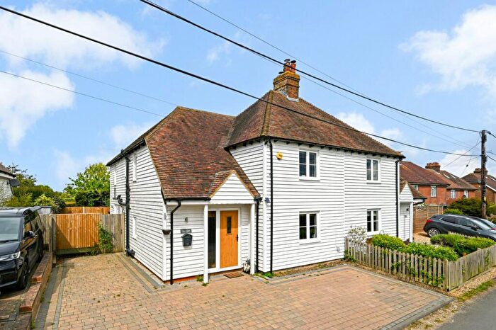 3 Bedroom Semi-Detached House For Sale In Church Lane, Waltham, Canterbury, Kent, CT4