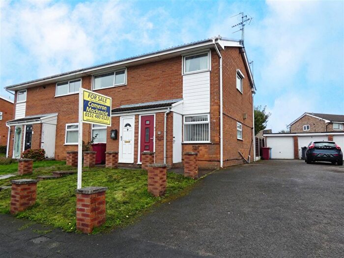 2 Bedroom Flat For Sale In Cringles Drive, Tarbock Green, Liverpool, L35