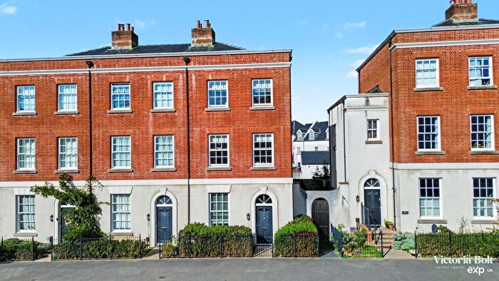 3 Bedroom Town House For Sale In Hercules Road, Sherford, PL9