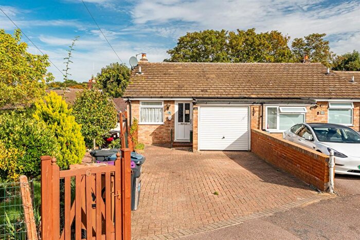 3 Bedroom Semi-Detached House For Sale In Royston Close, Hertford, SG14