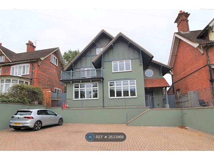 9 Bedroom Semi-Detached House To Rent In Wokingham Road, Reading, RG6