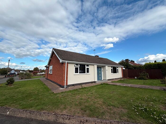 3 Bedroom Bungalow To Rent In Barry Drive, Leicester, LE9
