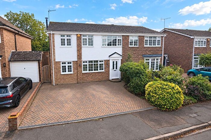 4 Bedroom Semi-Detached House For Sale In The Paddocks, Wendover, Aylesbury, HP22