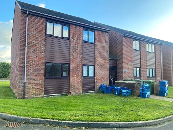 2 Bedroom Flat To Rent In Ty Gwilym, Neptune Road, Tywyn, Gwynedd, LL36