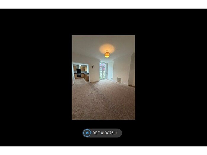 3 Bedroom Terraced House To Rent In Ivy Terrace, Darwen, BB3