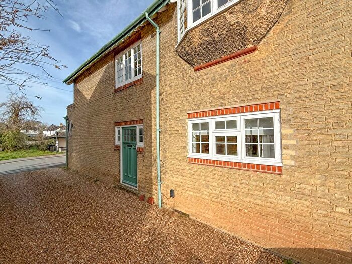 3 Bedroom Semi-Detached House To Rent In West Street, Comberton, Cambridge, CB23