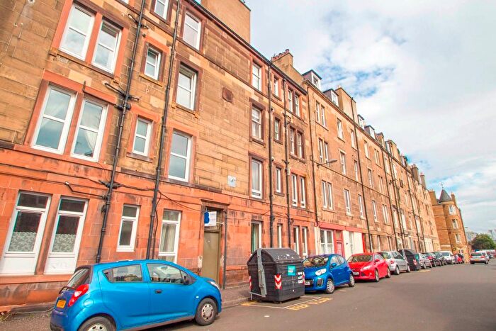 1 Bedroom Flat To Rent In Rossie Place, Edinburgh, EH7