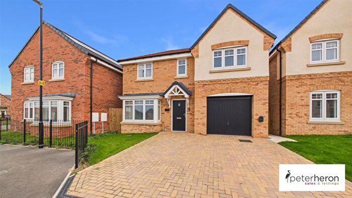 4 Bedroom Detached House For Sale In Birdsfoot Way, Blakeney Green, Sunderland, SR3
