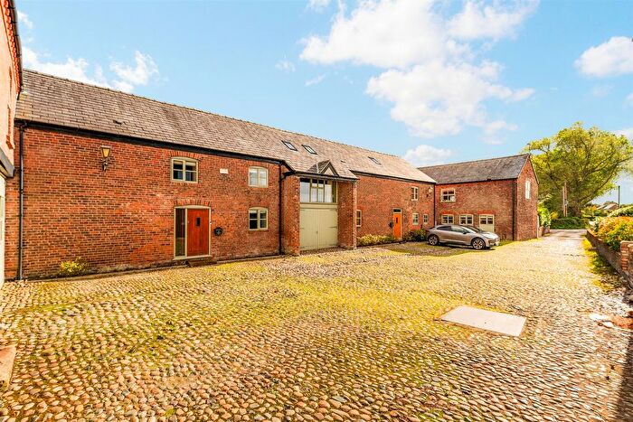 4 Bedroom Property For Sale In Cranshaw Lane, Widnes, WA8