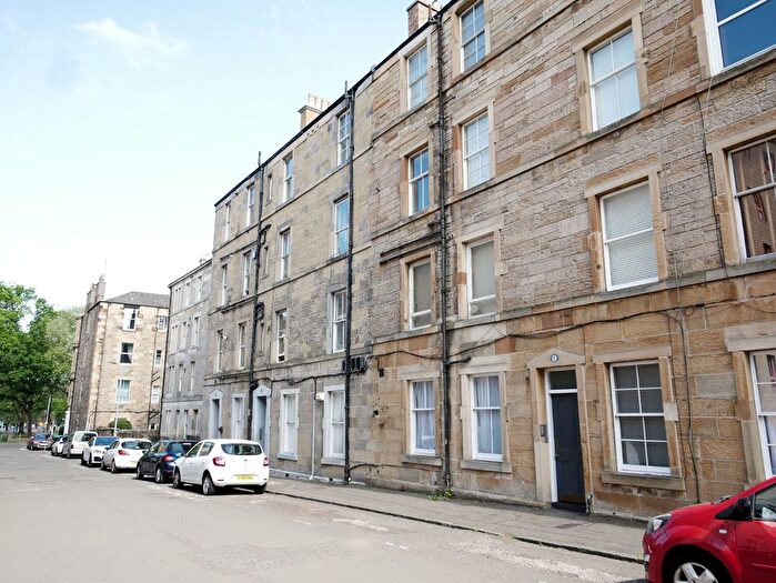 1 Bedroom Flat To Rent In Moncrieff Terrace, Meadows, Edinburgh, EH9