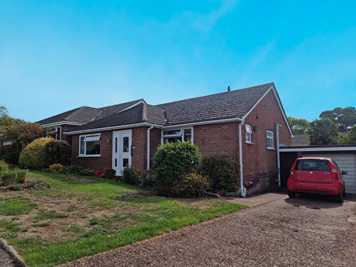 3 Bedroom Semi-Detached Bungalow For Sale In Long Park, Woodbury, Exeter, EX5