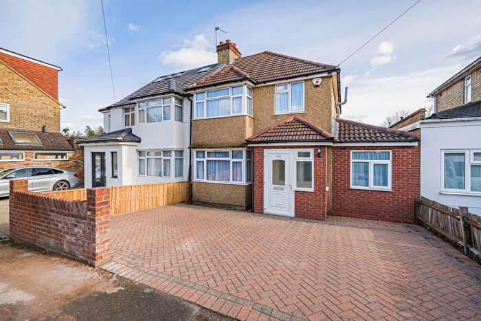 4 Bedroom Semi-Detached House To Rent In Long Lane, Hillingdon, UB10
