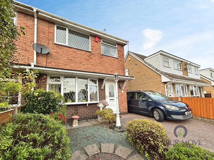 3 Bedroom Semi-Detached House For Sale In Lowell Drive, Parkhall, Stoke On Trent, Staffordshire, ST3