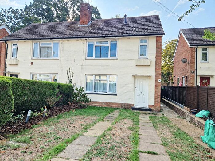 Apartment To Rent In Wokingham, Berkshire, RG40